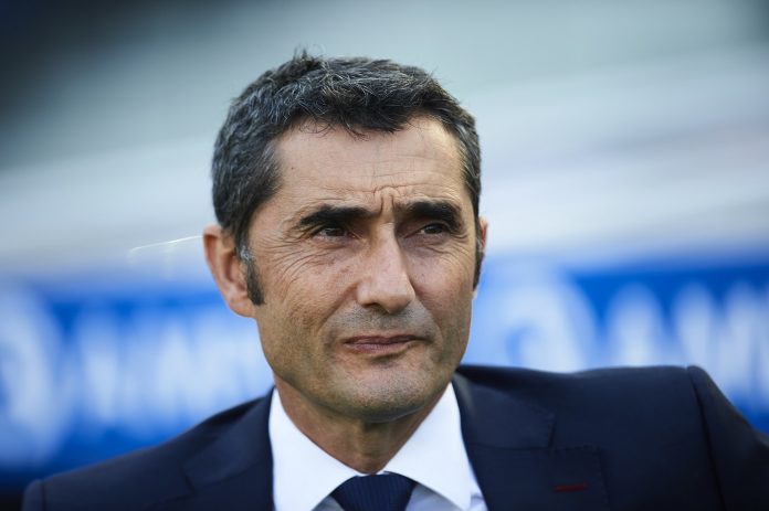 Head Coach of FC Barcelona Ernesto Valverde looks on during the La Liga match between Real Sociedad and FC Barcelona at Estadio Anoeta