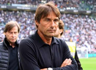Napoli director confirm deal for Man Utd star Napoli coach Antonio Conte