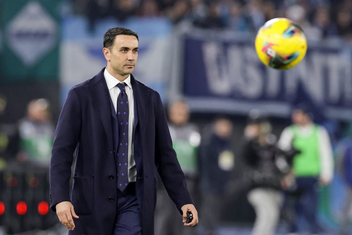 Fiorentina's Italian coach Raffaele Palladino