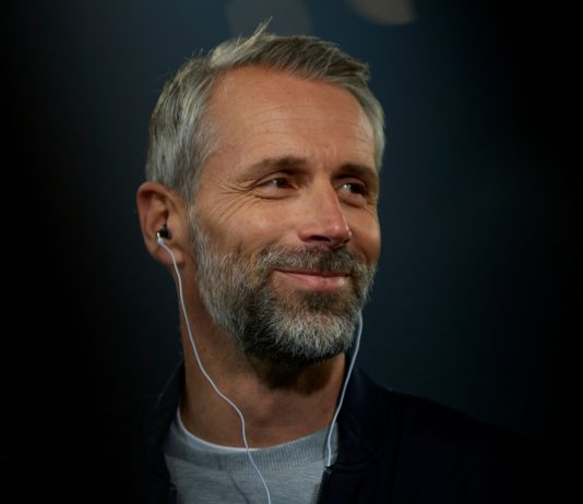 Marcos Senesi transfer odds: Barcelona favourites as Premier League giants line up Bournemouth raid New Bournemouth head coach Marco Rose